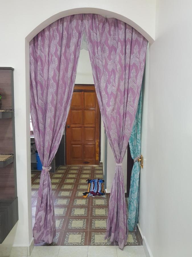 Homestay Che Wan Kuantan Kültér fotó