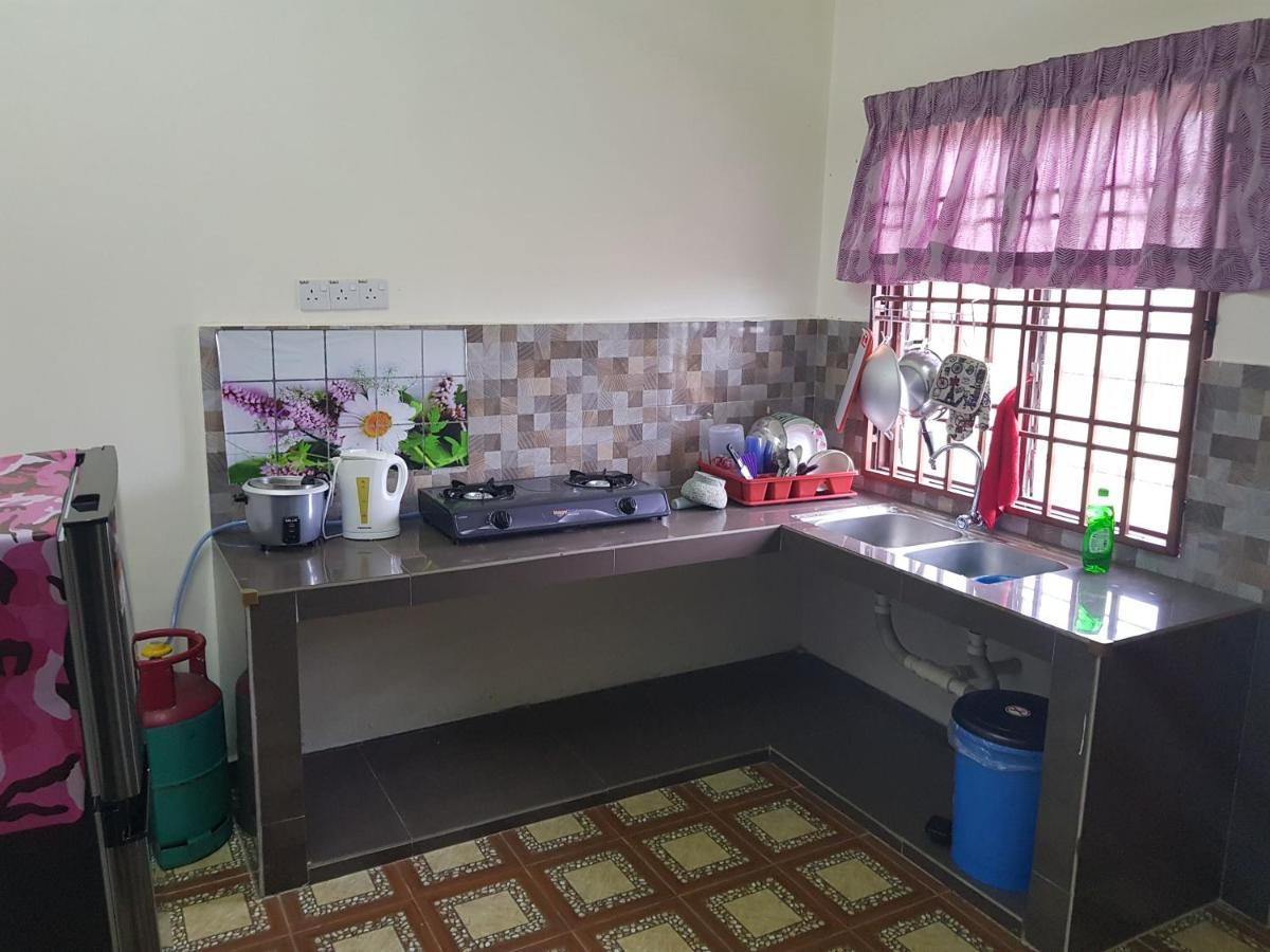 Homestay Che Wan Kuantan Kültér fotó